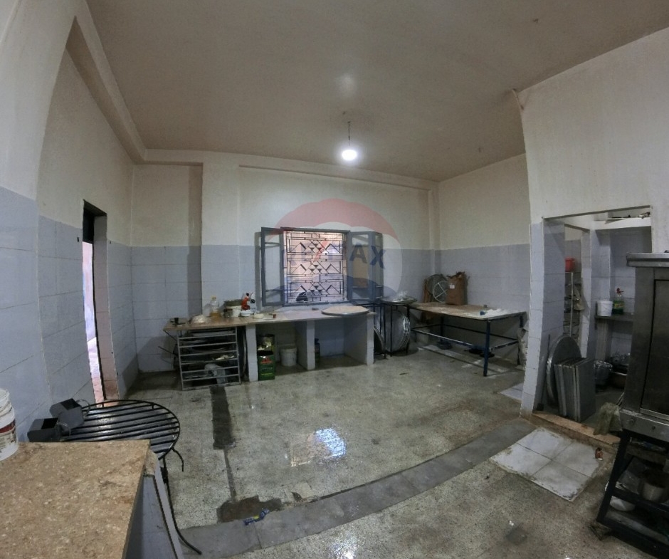 R9-811  Shop for Sale in Tal Tripoli – 320 m² محل للبيع في التل طرابلس – 320 متر مربع — Photo 2 of 4
