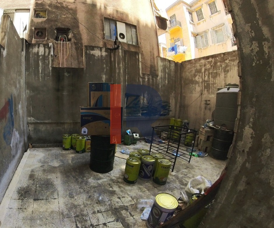 R9-811  Shop for Sale in Tal Tripoli – 320 m² محل للبيع في التل طرابلس – 320 متر مربع — Photo 3 of 4