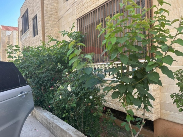 R9-947 Apartment For Rent in Bikaa'sefrine - Danniye شقة للإيجار في بقاعصفيرين شمال لبنان – 130 متر مربع — Photo 3 of 7