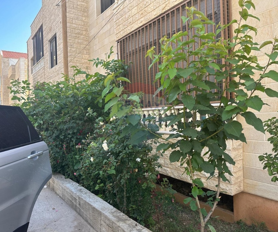 R9-947 Apartment For Rent in Bikaa'sefrine - Danniye شقة للإيجار في بقاعصفيرين شمال لبنان – 130 متر مربع — Photo 3 of 7
