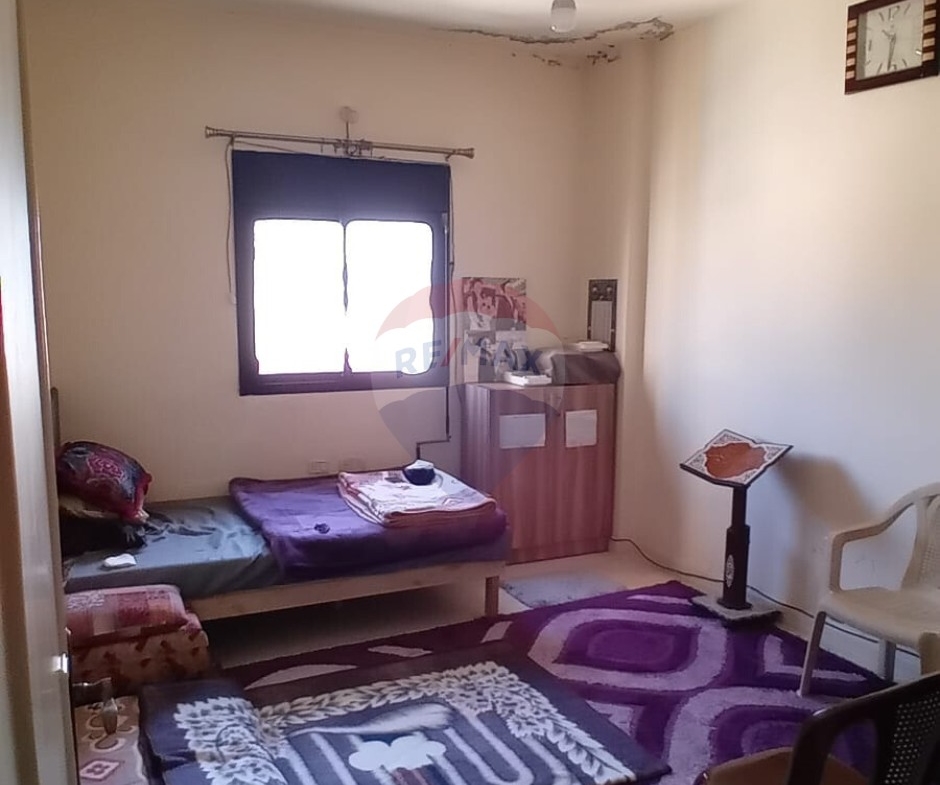 R9-1036  شقة للبيع في أبو سمرا طرابلس – 145 متر مربع — الصورة 3 من 9