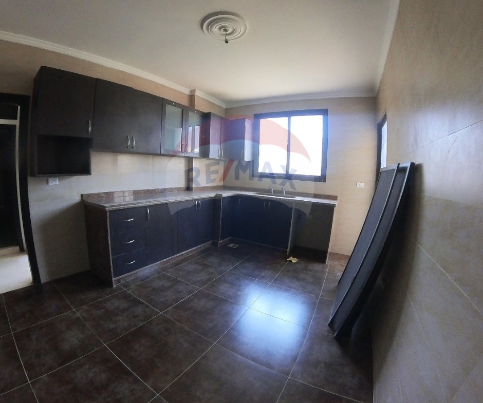 R9-1037 Apartment 225m for Sale in Dam wel Farez – Tripoli — الصورة 8 من 9