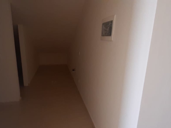 R9-253 Duplex for sale in Bouar, Keserwan — الصورة 3 من 6