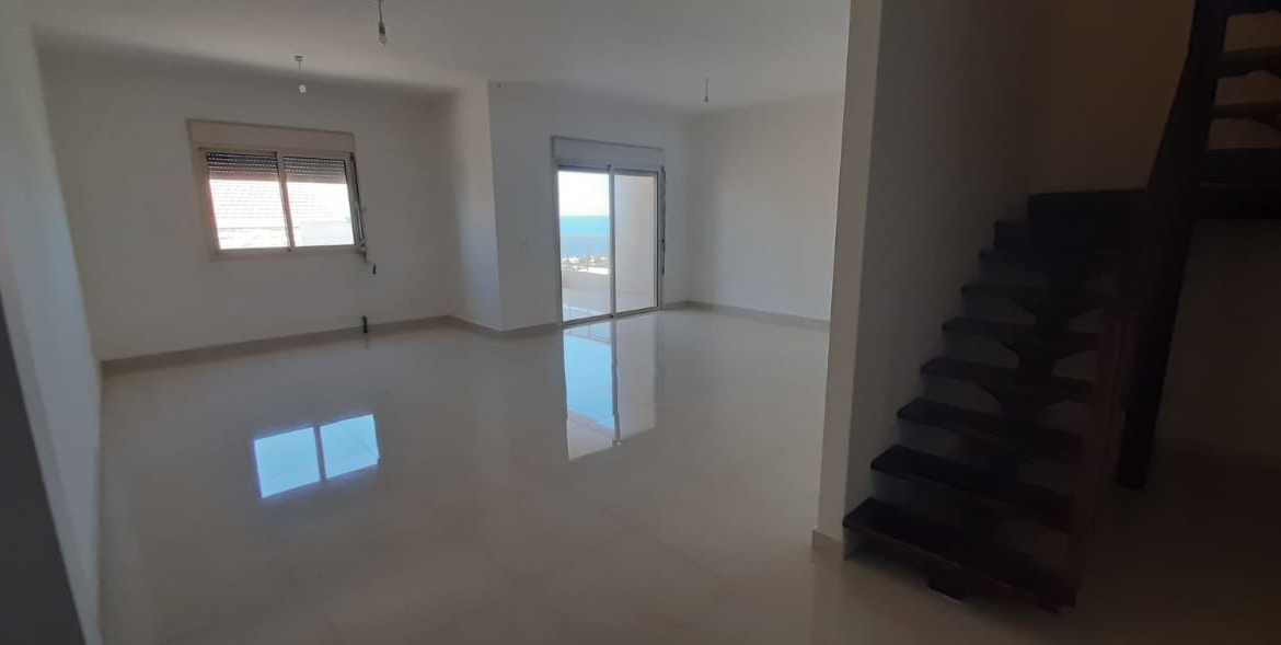 R9-253 Duplex for sale in Bouar, Keserwan — الصورة 5 من 6