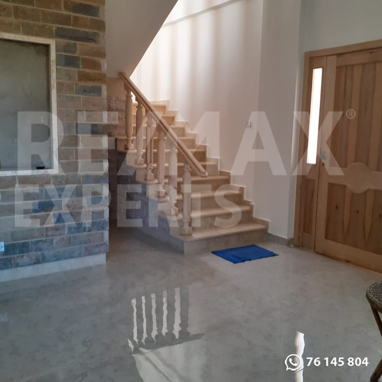 R9-185 New uncompleted house for sale in Zgharta — الصورة 6 من 10