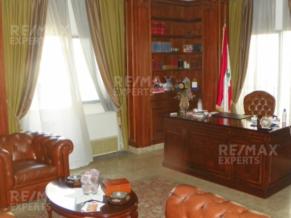 R9-281 Showroom for sale in Al Maarad, Tripoli — الصورة 4 من 12