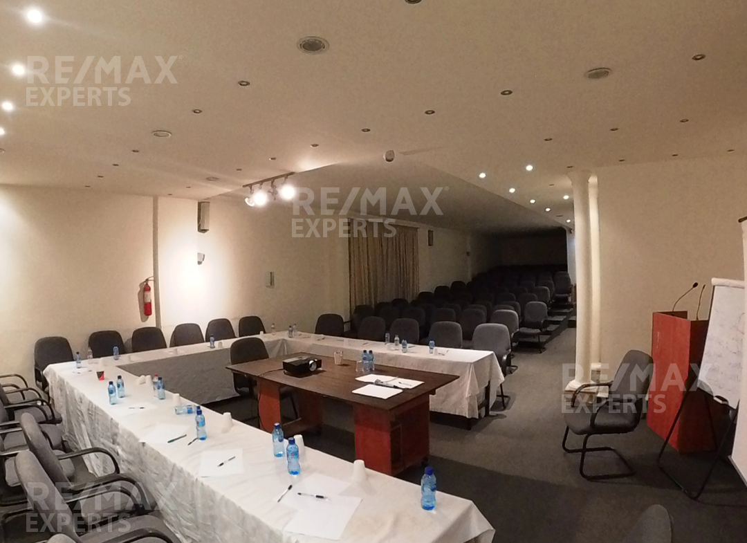 R9-281 Showroom for sale in Al Maarad, Tripoli — الصورة 6 من 12