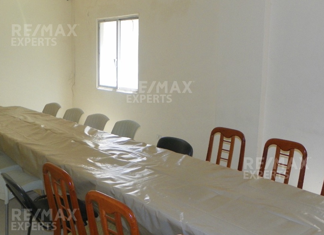 R9-281 Showroom for sale in Al Maarad, Tripoli — الصورة 8 من 12