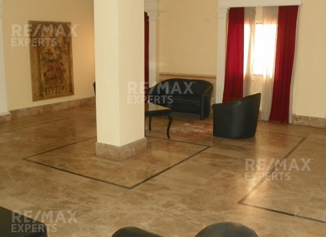 R9-281 Showroom for sale in Al Maarad, Tripoli — الصورة 11 من 12