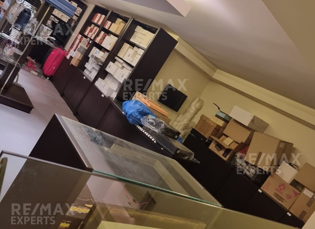 R9-304 Shop for sale in Tripoli - Jamil Adra street — Photo 2 of 4