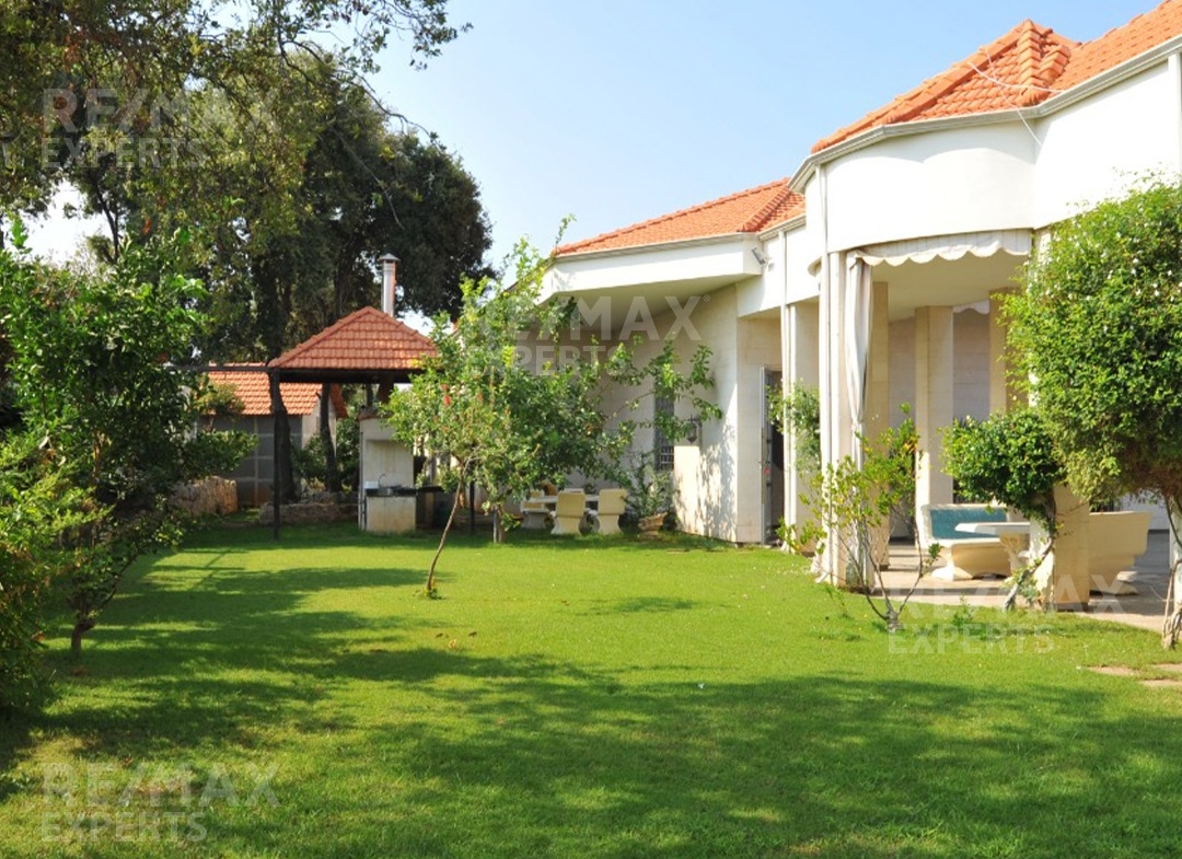 R9-372 Villa for sale in Al batroun ! — Photo 8 of 10