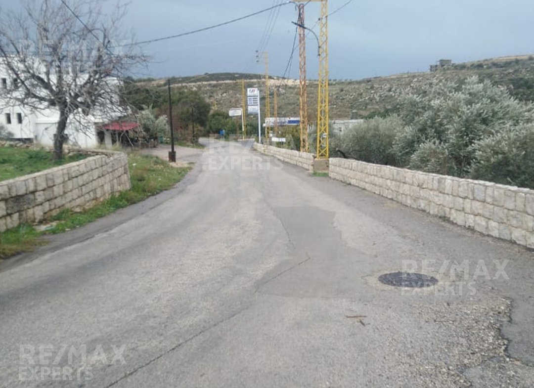 R9-378 Land for sale in Kefraya-Al Koura!! — Photo 4 of 4