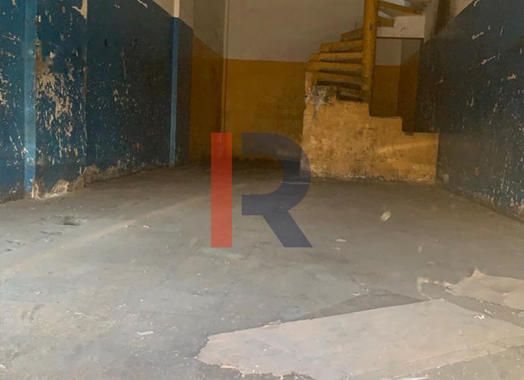 R9-411 Shop for sale in Al Mina! — Photo 2 of 2