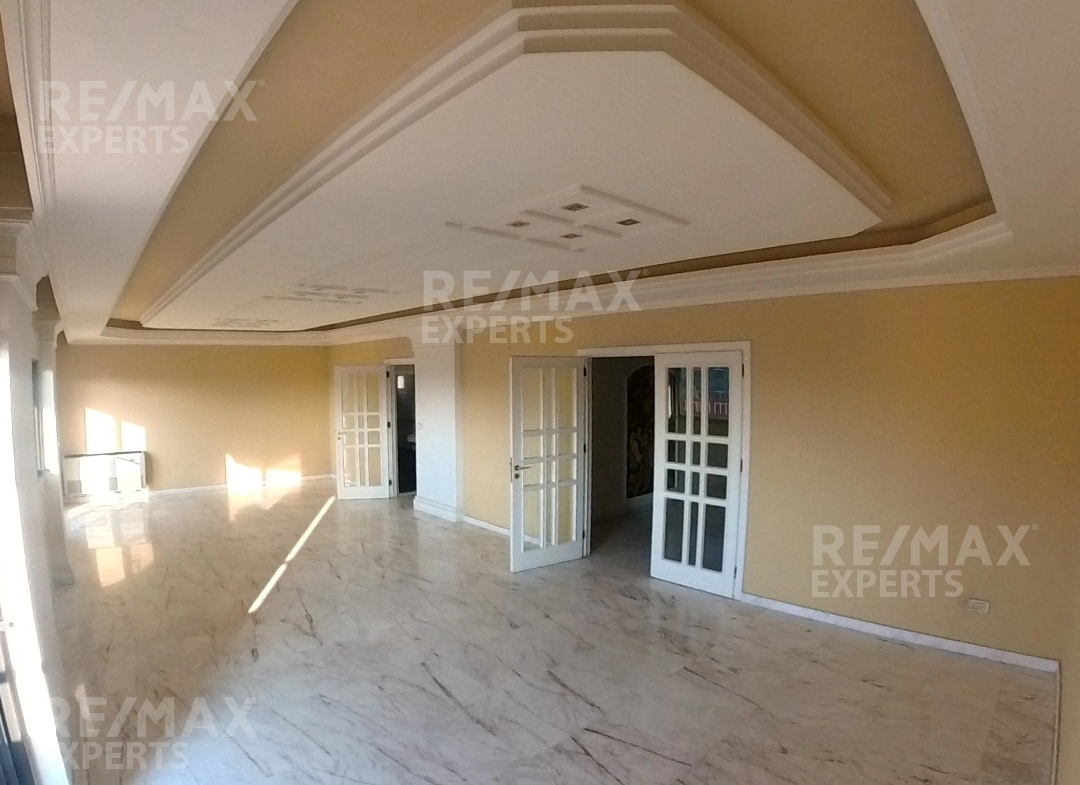 R9-520 Apartment for sale in Tripoli - Boulevard — Photo 3 of 11