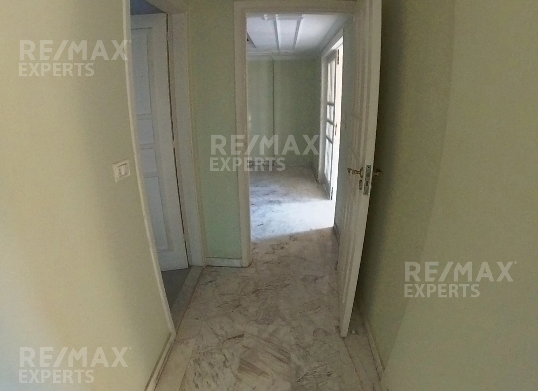 R9-520 Apartment for sale in Tripoli - Boulevard — Photo 6 of 11