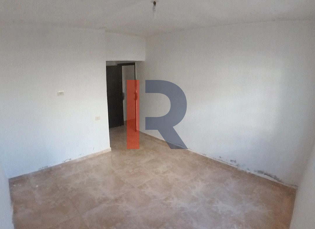 R9-657 Apartment For Sale in Btouratij - Koura — Photo 2 of 8