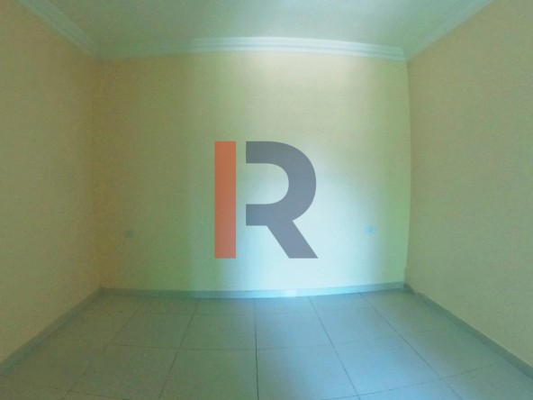 R9-667 Apartment For Sale in Mina - Tripoli — الصورة 5 من 14