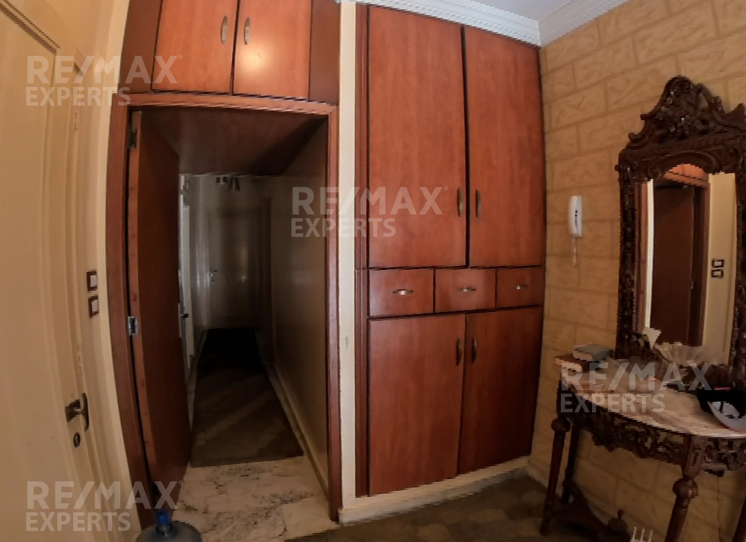 R9-672 Apartment For Sale in Tripoli - Sahat Nour — الصورة 11 من 15