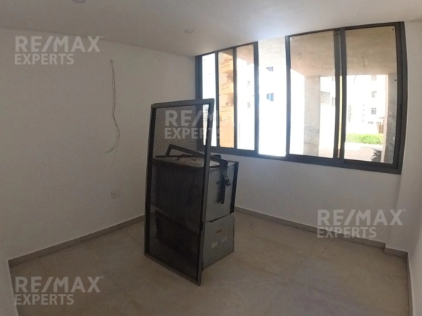 R9-685 Apartment For Sale In Abou Samra - Tripoli — الصورة 4 من 13