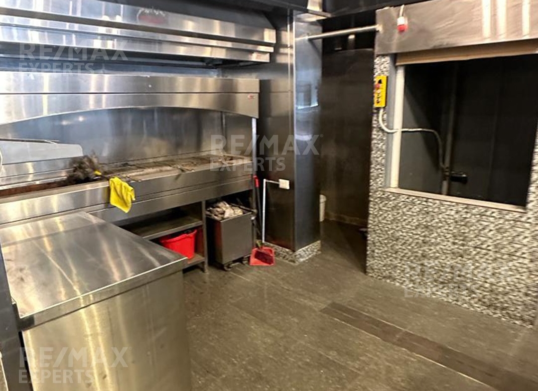 R9-707 Restaurant For Rent In Boulevard - Tripoli — الصورة 4 من 15