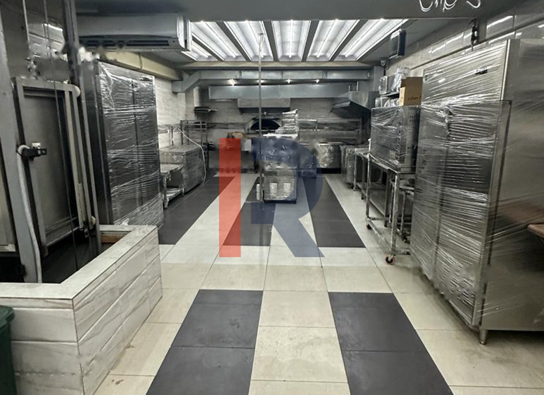 R9-707 Restaurant For Rent In Boulevard - Tripoli — الصورة 12 من 15