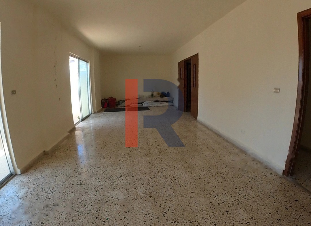 R9-720 Apartment For Sale In Maarad - Tripoli — الصورة 6 من 8