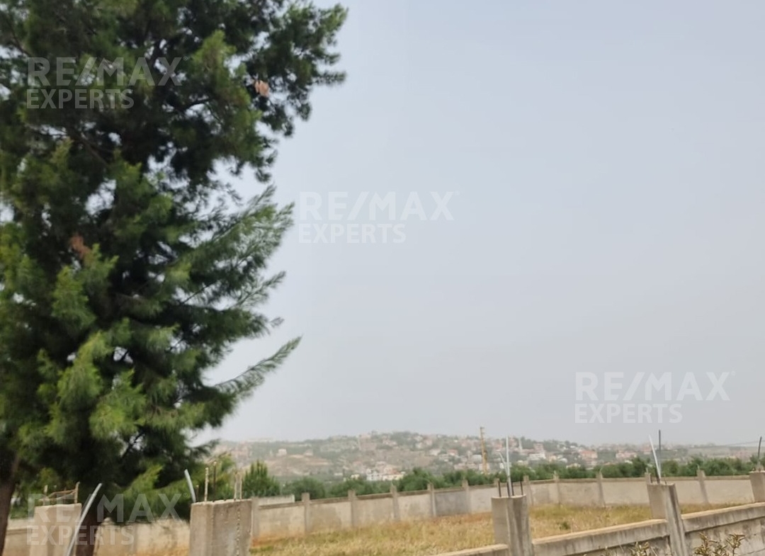 R9-722  أرض للبيع في كفركاهل – لبنان (1252 م²، رخصة بناء جاهزة) — الصورة 3 من 3