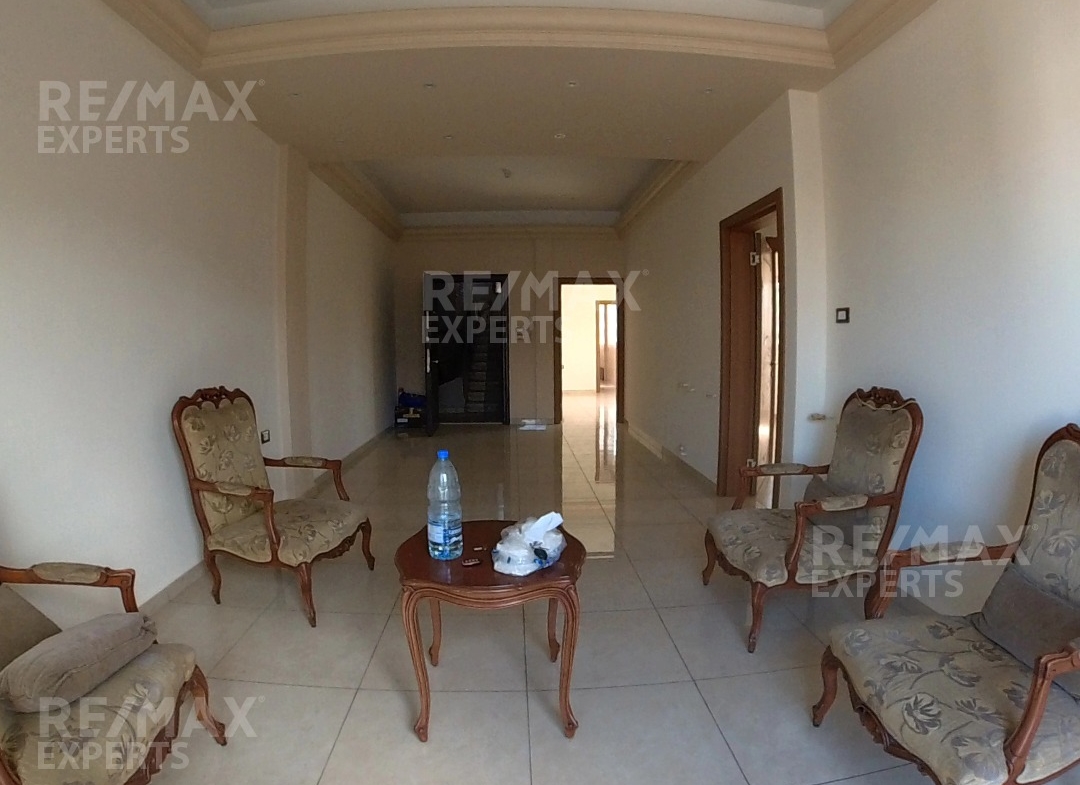 R9-732 Luxury Apartment For Sale In Tal - Tripoli — Photo 2 of 9