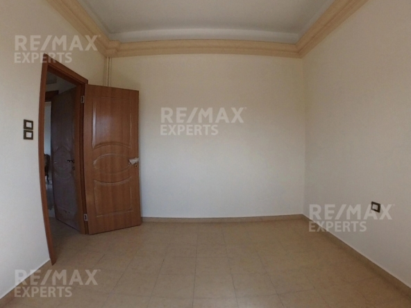 R9-732 Luxury Apartment For Sale In Tal - Tripoli — Photo 5 of 9