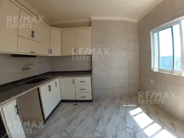 R9-737 Apartment For Sale In Miten - Tripoli — الصورة 3 من 8