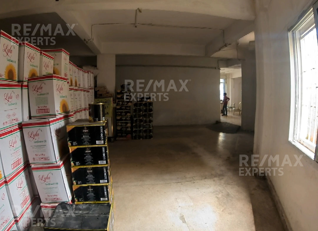 R9-740 Supermarket For Sale In Kobbeh - Tripoli — الصورة 11 من 15