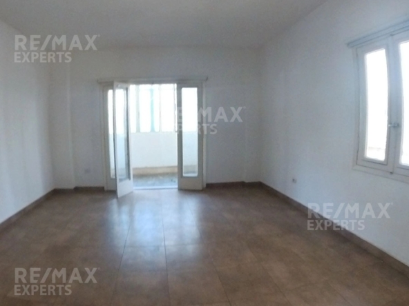 R9-754 Office For Rent In Mina Road - Tripoli — Photo 2 of 9