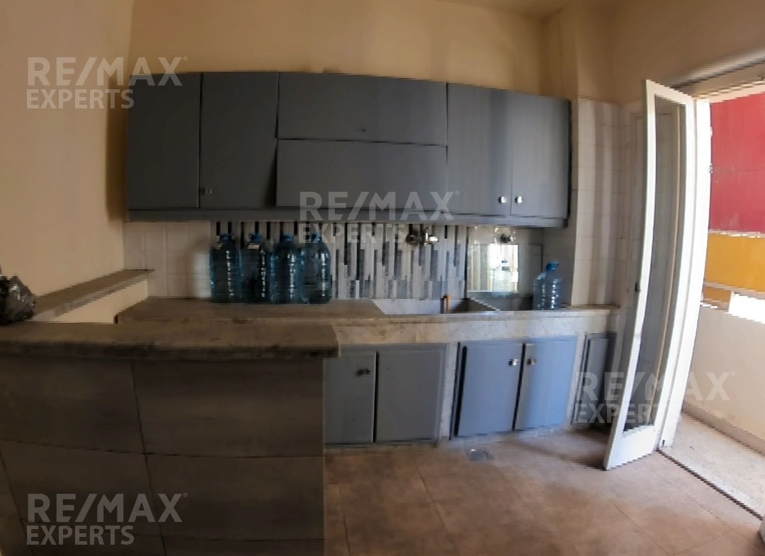R9-754 Office For Rent In Mina Road - Tripoli — Photo 3 of 9