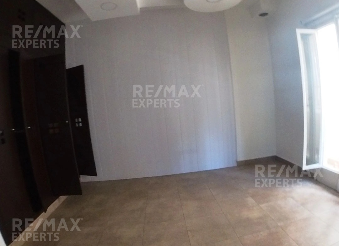 R9-754 Office For Rent In Mina Road - Tripoli — Photo 4 of 9