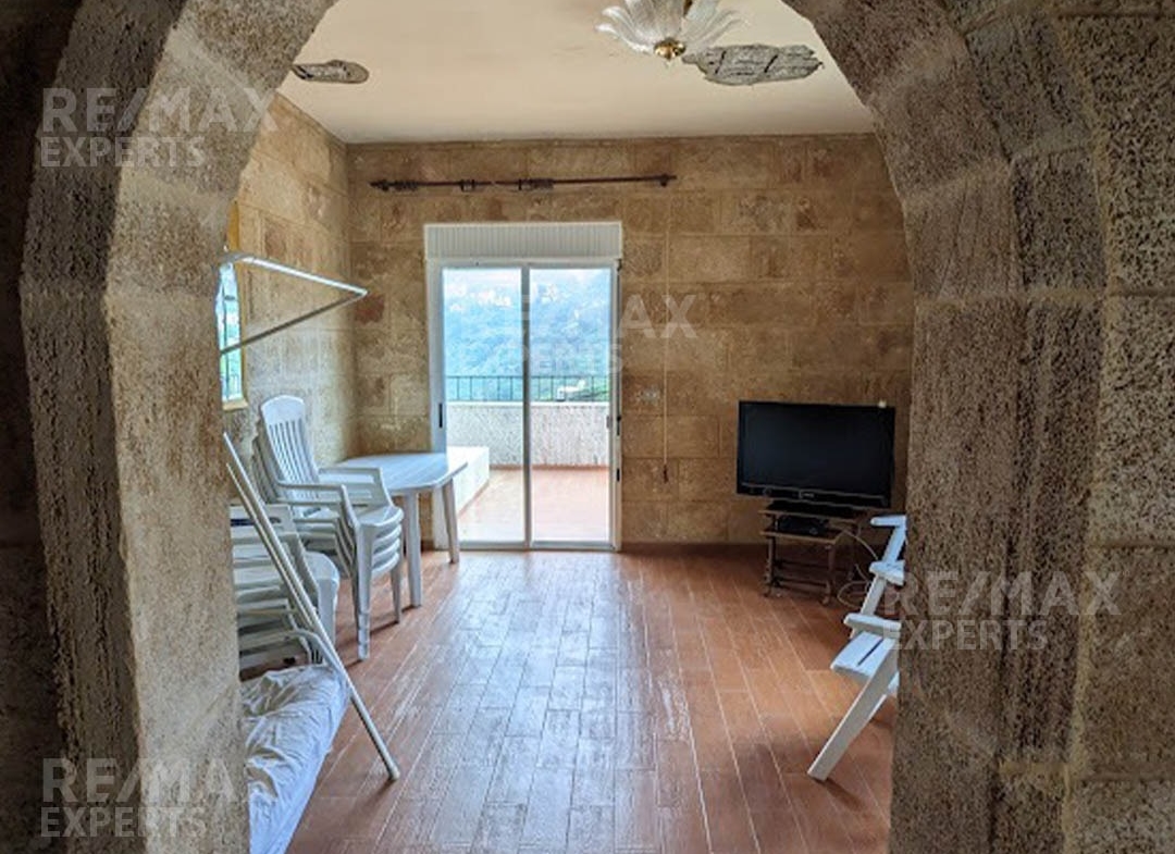 R9-760 Villa For Sale In Asoun - Danniyeh — الصورة 5 من 14