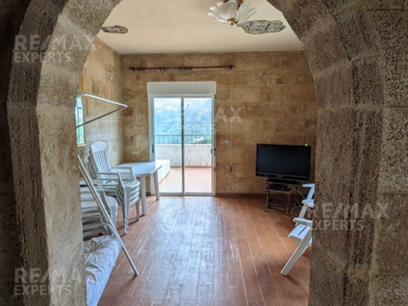 R9-760 Villa For Sale In Asoun - Danniyeh — الصورة 5 من 14