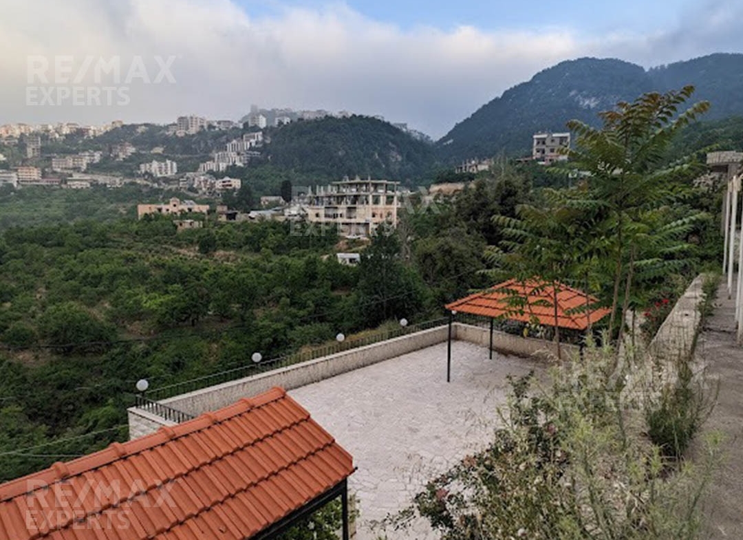 R9-760 Villa For Sale In Asoun - Danniyeh — الصورة 6 من 14