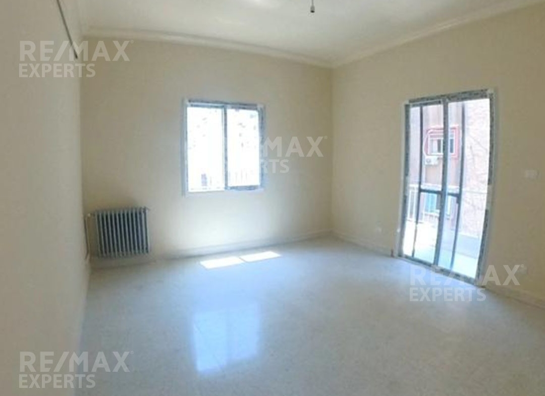 R9-765 Apartment For Sale In Abou Samra - Tripoli — الصورة 2 من 9