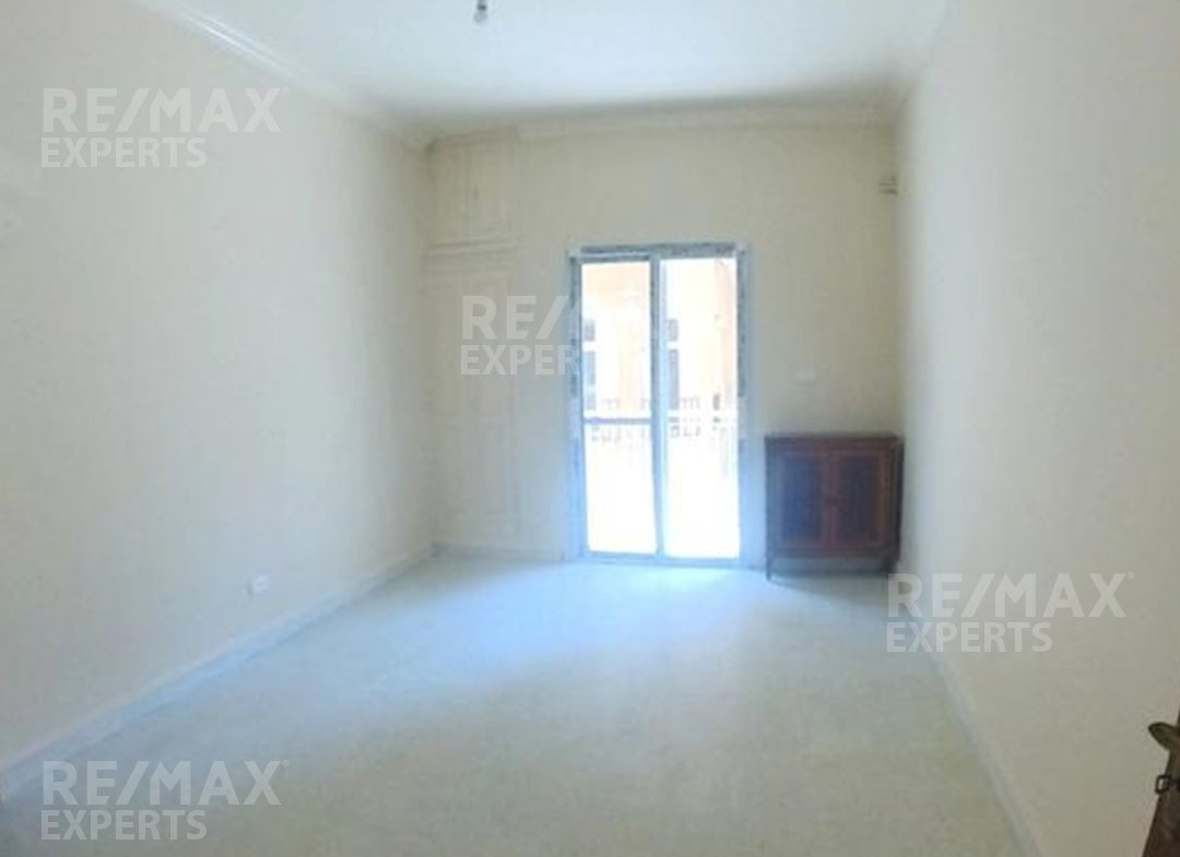 R9-765 Apartment For Sale In Abou Samra - Tripoli — الصورة 3 من 9