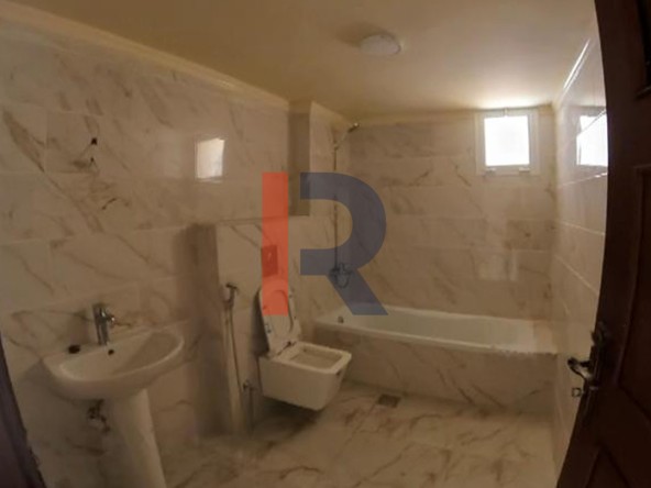 R9-765 Apartment For Sale In Abou Samra - Tripoli — الصورة 4 من 9