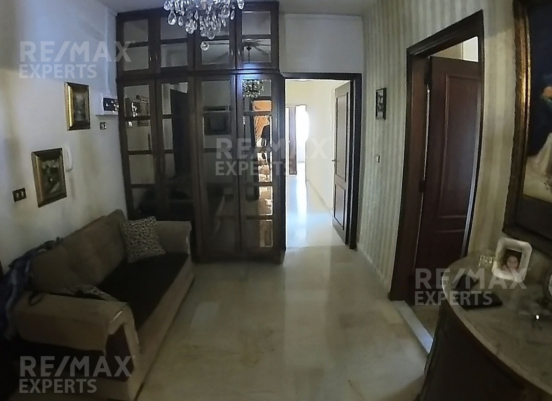R9-854 Apartment For Sale In Nadim Al-Jesser - Tripoli — الصورة 2 من 11