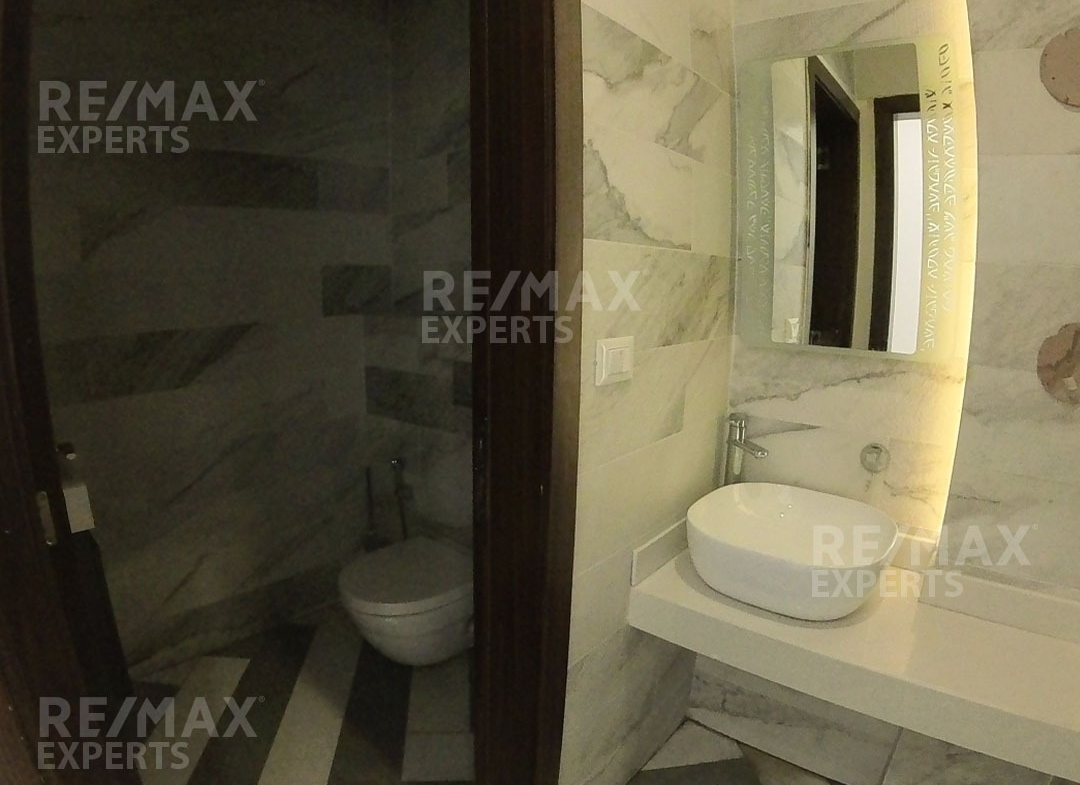 R9-853 Apartment For Sale In Boulevard - Tripoli — الصورة 3 من 12