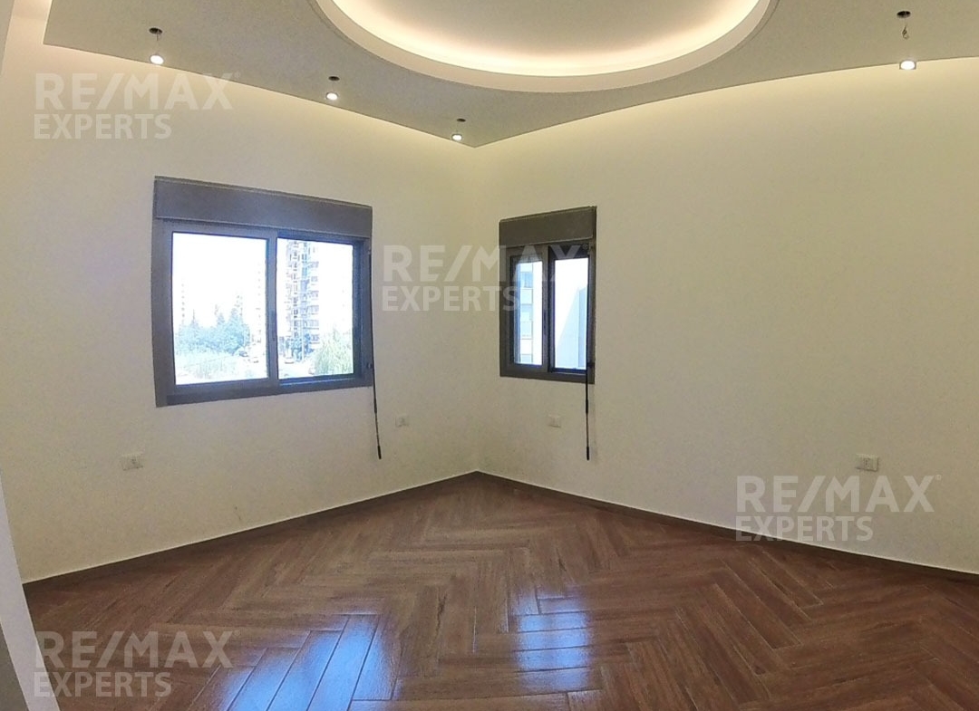 R9-853 Apartment For Sale In Boulevard - Tripoli — الصورة 10 من 12