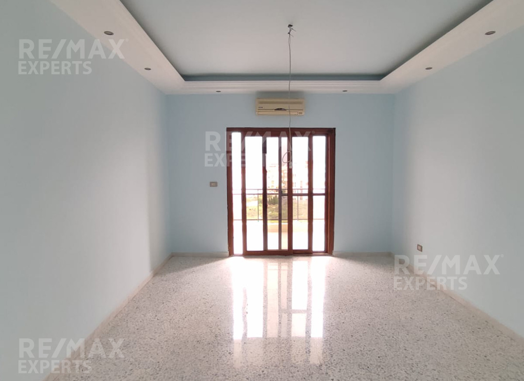 R9-896 Apartment For Sale in Nakhle-Koura — الصورة 8 من 11