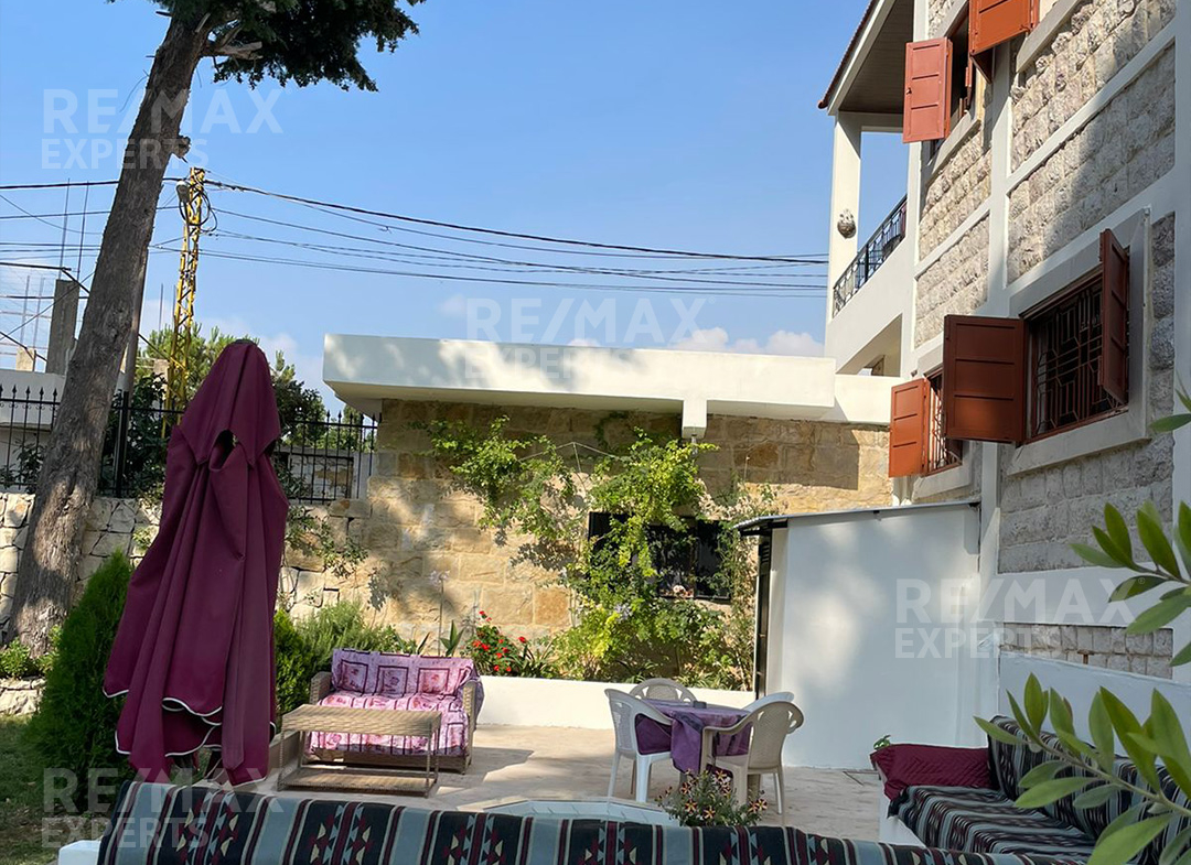 R9-138 Classic Lebanese house for sale in Dinniyeh — Photo 15 of 15