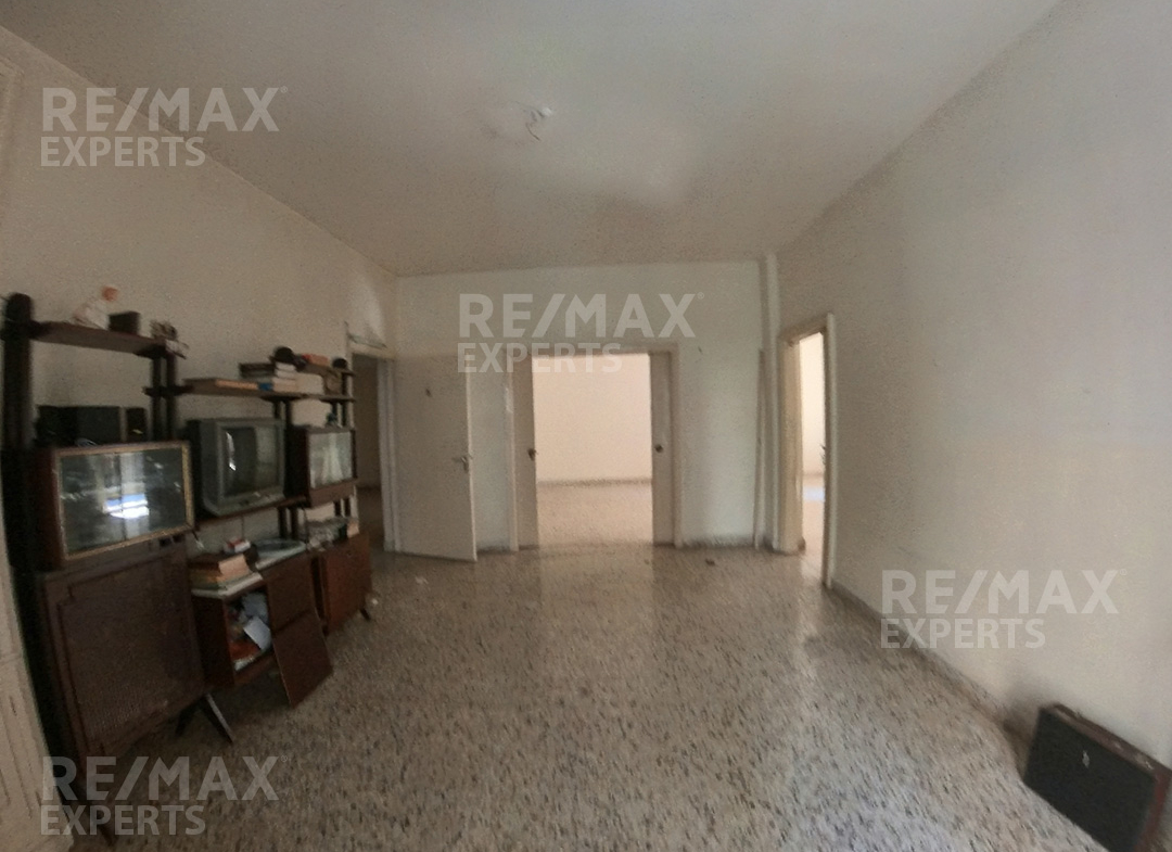 R9-941 Apartment For Sale in Maarad - Tripoli — Photo 4 of 8