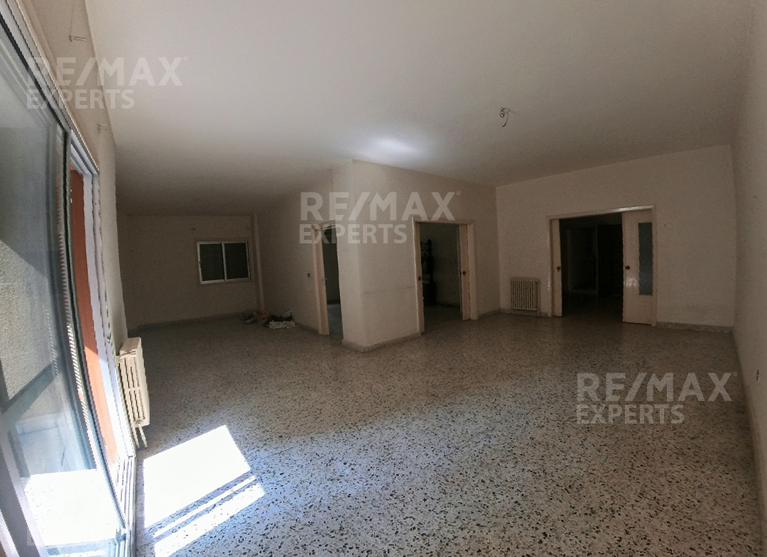 R9-941 Apartment For Sale in Maarad - Tripoli — Photo 6 of 8