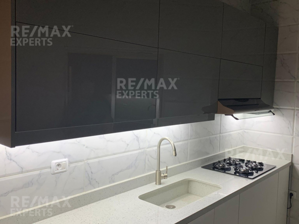 R9-971 Apartment For Sale in Mina - Tripoli — الصورة 4 من 8