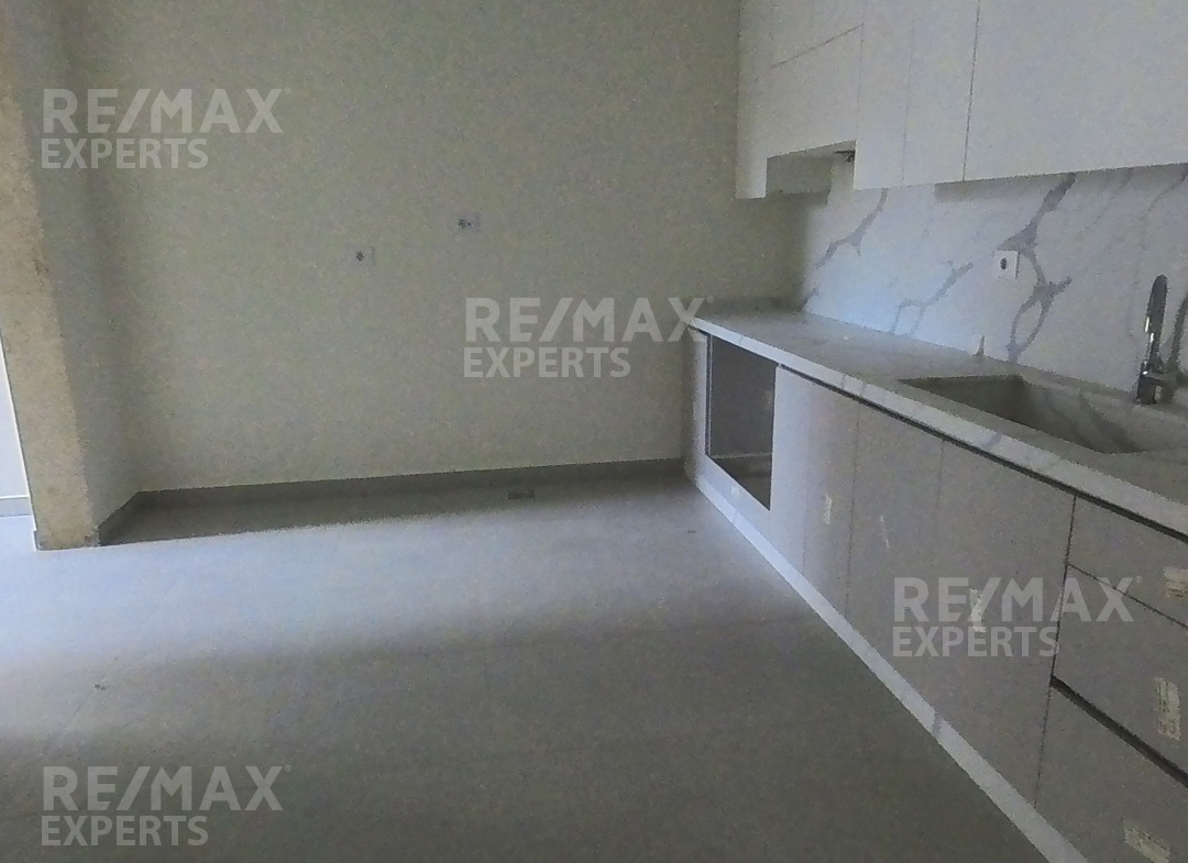 R9-982 Apartment For Sale in Dam &amp; Farez - Tripoli — الصورة 2 من 5