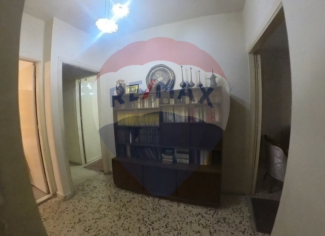 R9-990 Apartment For Sale in Abou Samra - Tripoli — الصورة 2 من 9